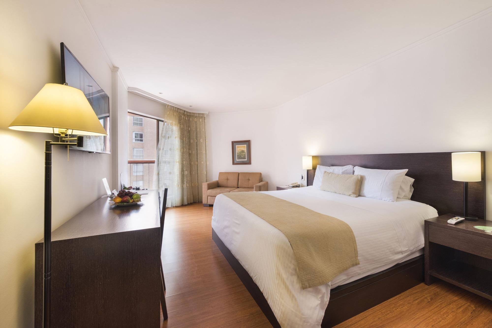 Hotel Dann Carlton Belfort Medellin Bagian luar foto A room at the hotel