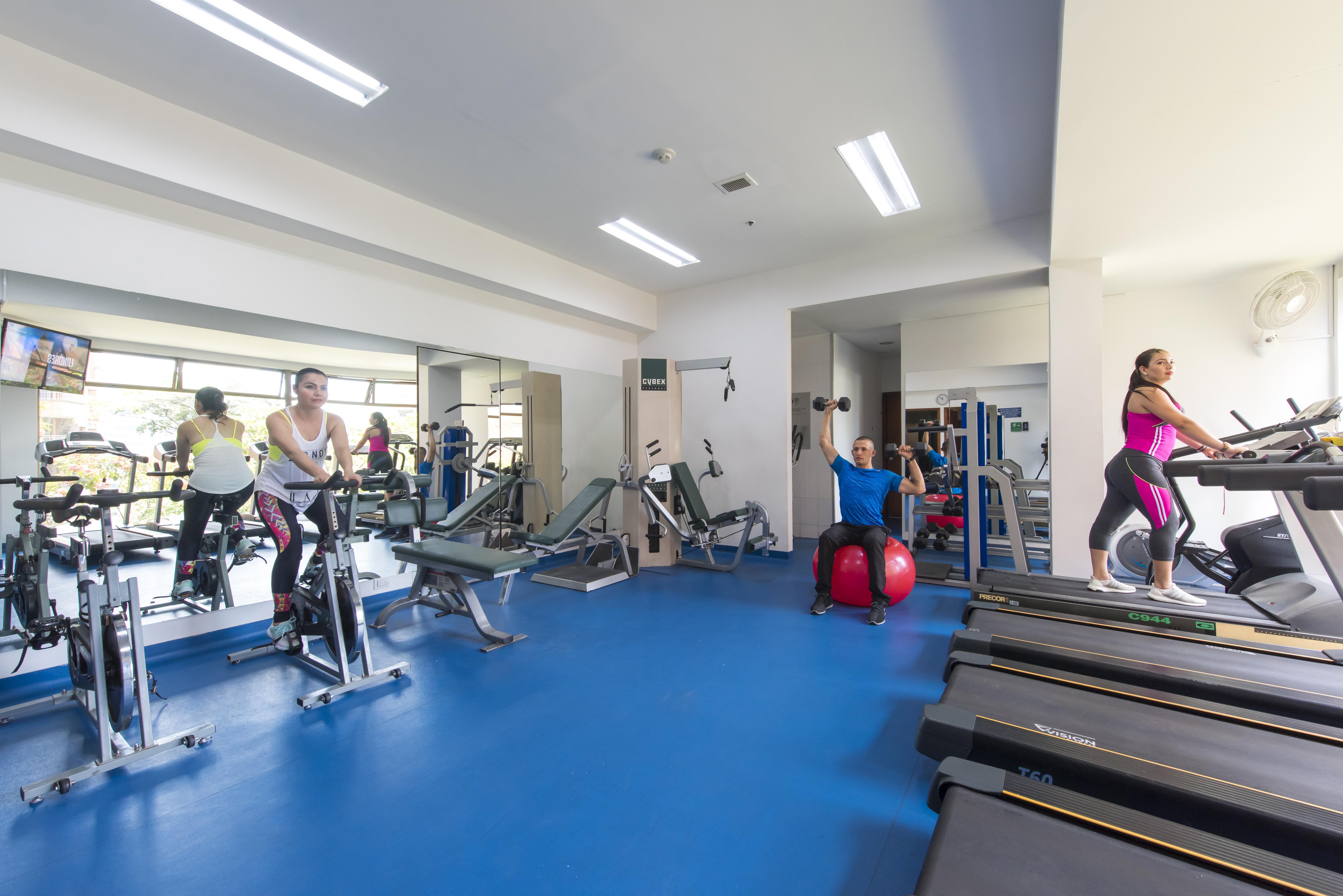 Hotel Dann Carlton Belfort Medellin Bagian luar foto The gym at the University of Roehampton