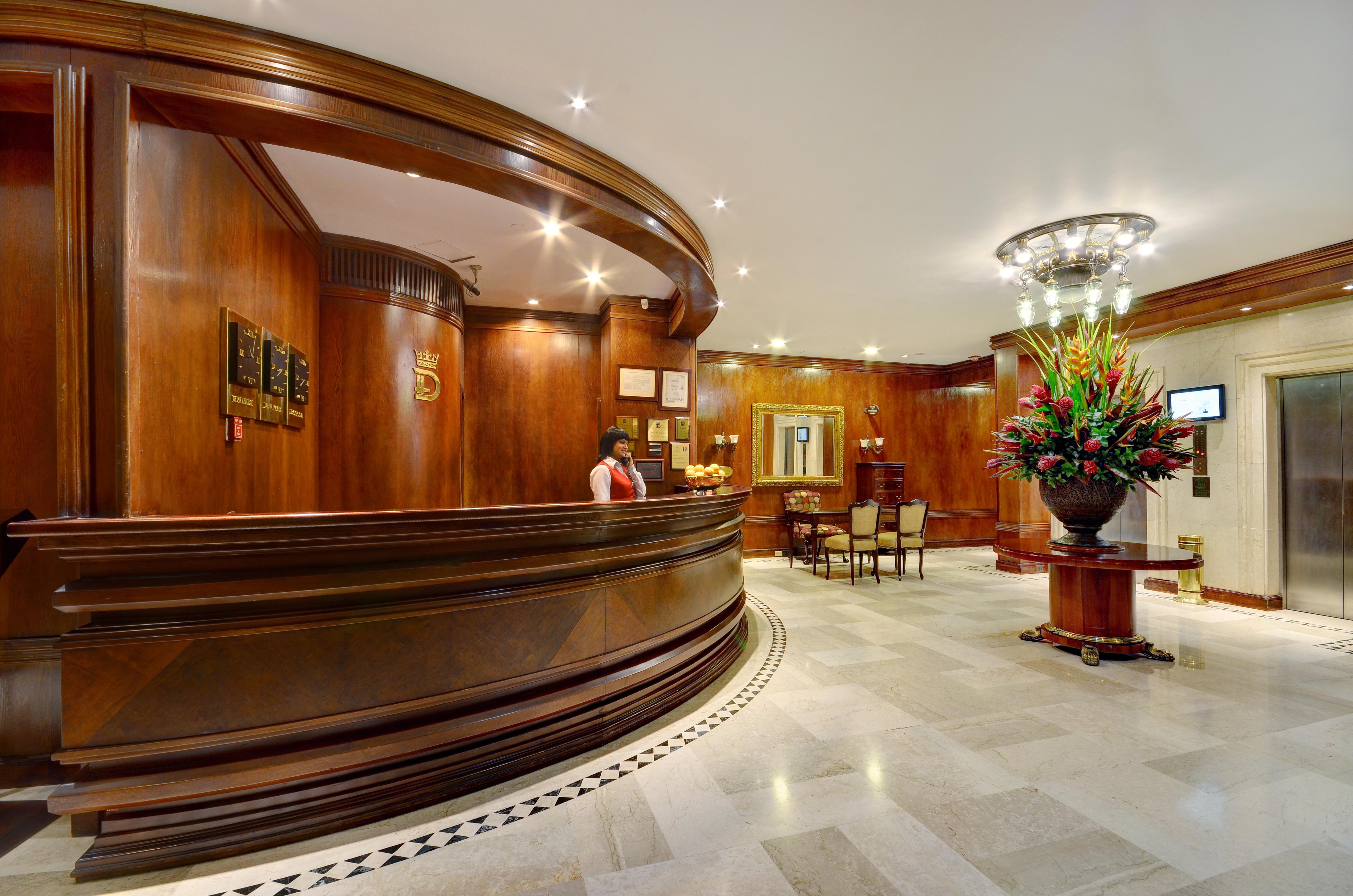Hotel Dann Carlton Belfort Medellin Bagian luar foto The lobby of the hotel
